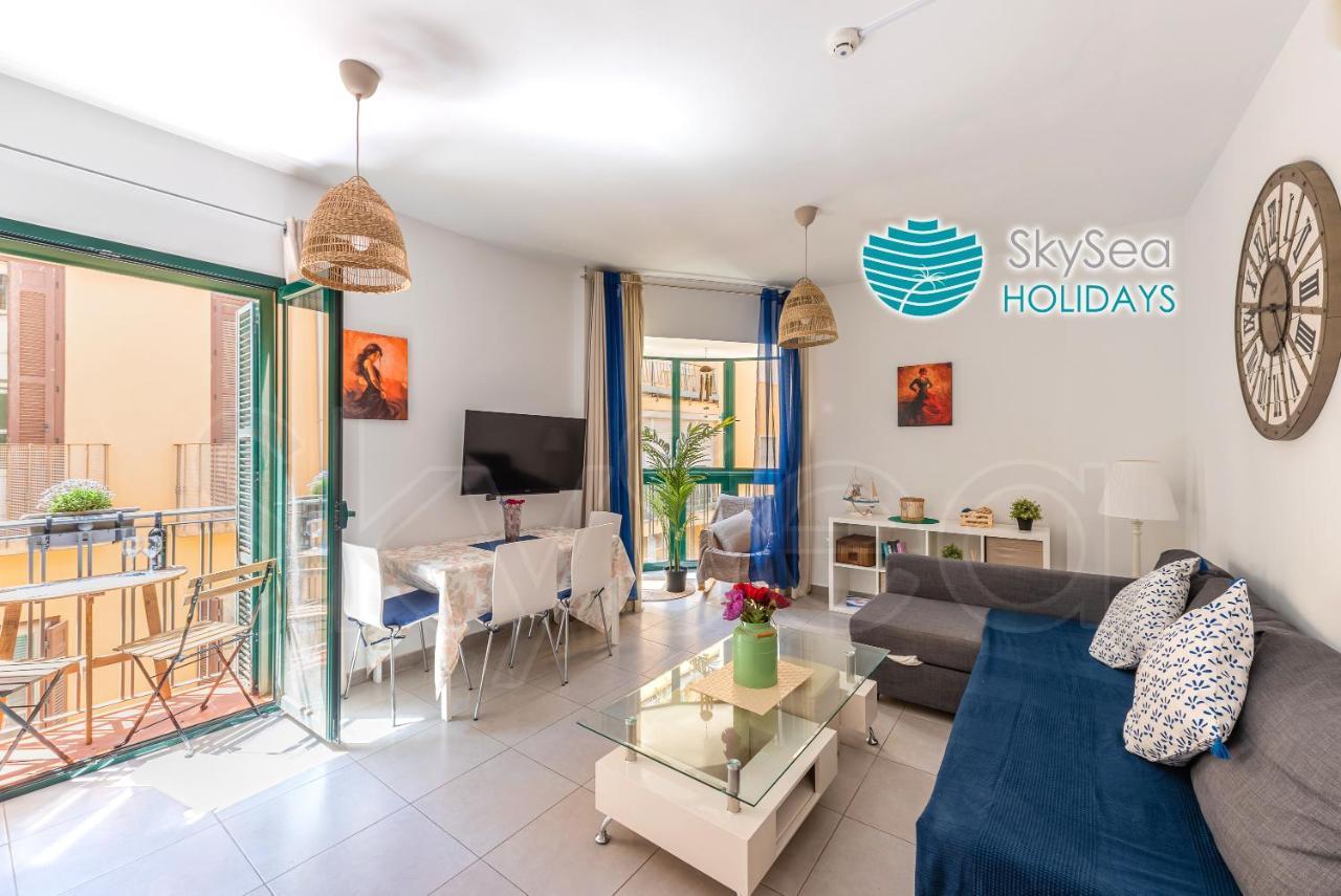 Skysea Holidays City Center Suites Malaga Luaran gambar